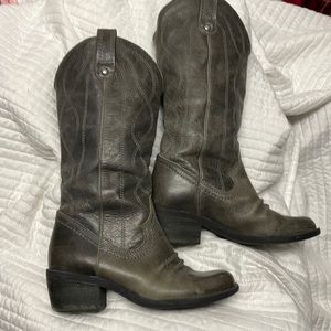 Gray Nurture Boots, size 6 1/2 Med, leather upper.